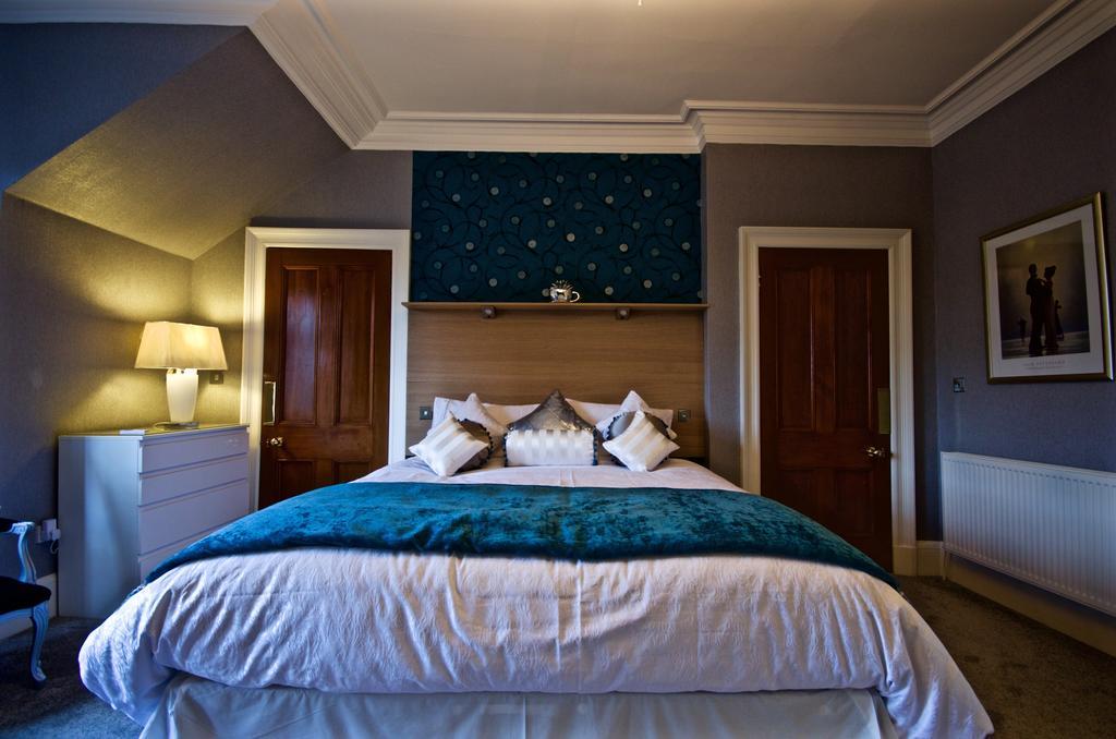 Muirholm Bed And Breakfast Πέισλι Δωμάτιο φωτογραφία