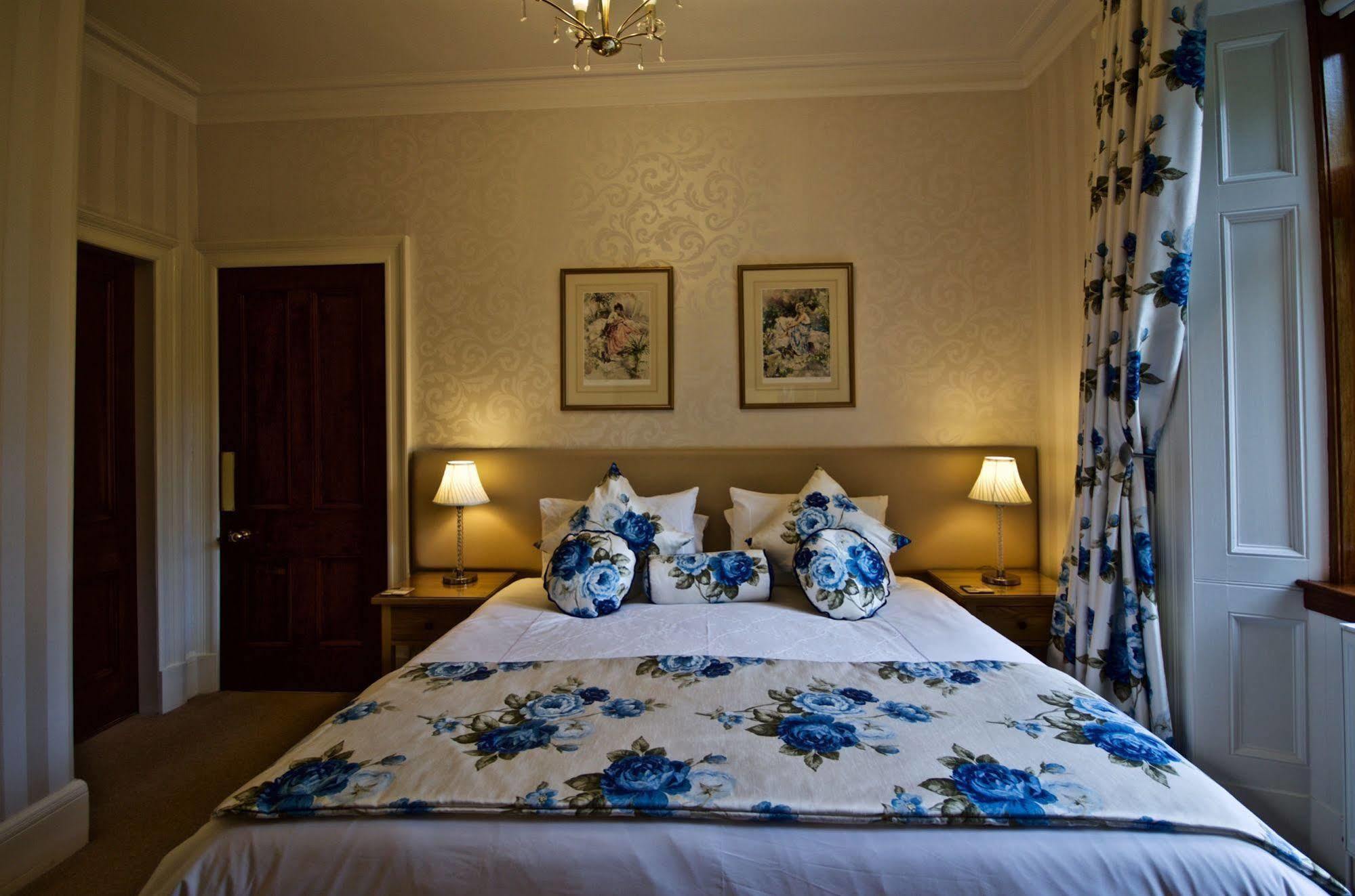 Muirholm Bed And Breakfast Πέισλι Εξωτερικό φωτογραφία