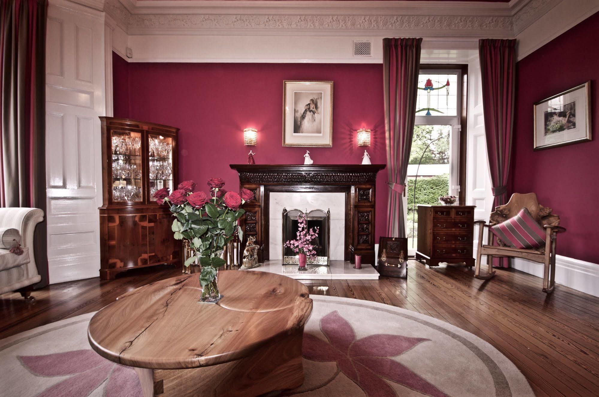 Muirholm Bed And Breakfast Πέισλι Εξωτερικό φωτογραφία
